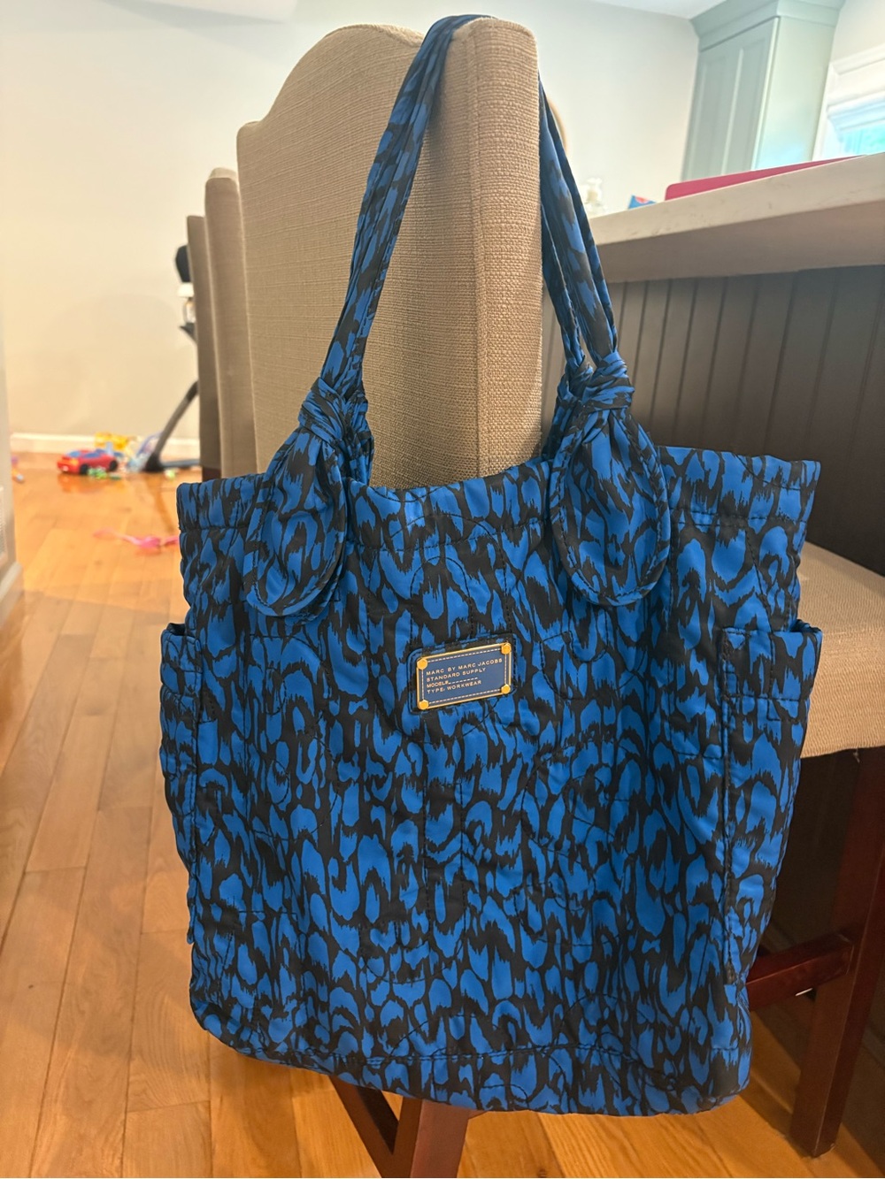 Marc By Marc Jacobs Blue and Black Patterned Tote - Picture 2 of 6